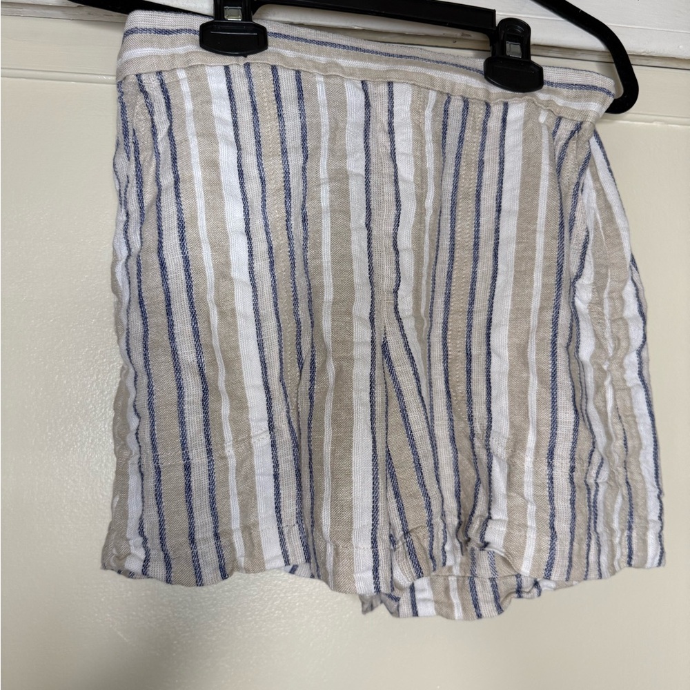 Banana Republic Beige and Navy Striped Linen Blend 3 piece Set - Picture 3 of 5